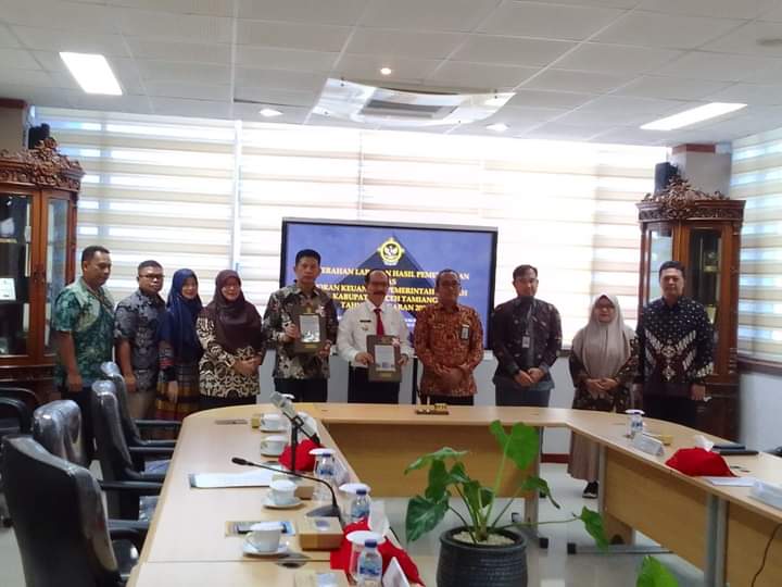 Foto bersama DPRK Aceh Tamiang