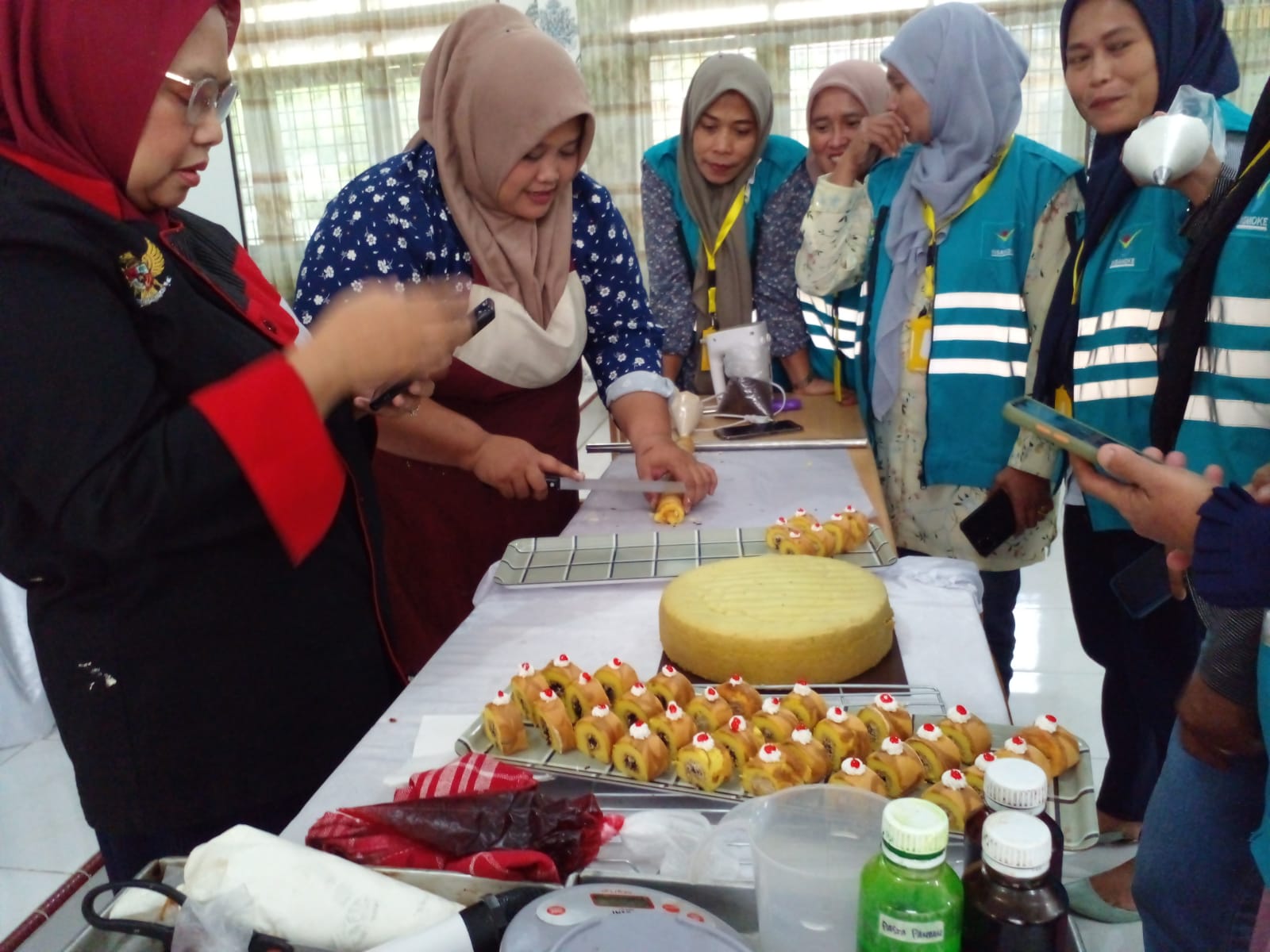 Pelatihan buat kue