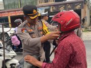 Polisi bagi Helm