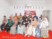Foto bersama usai rapat pleno terbuka rekapitulasi daftar pemilih hasil pemutakhiran (DPHP), Pemilihan kepala daerah (Pilkada) 2024. (Dok: PPS)