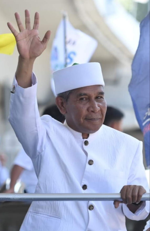 Ulama Aceh yang juga bakal Calon Wakil Gubernur Aceh Tgk Muhammad Yusuf A Wahab atau akrab disapa Tu Sop Ulama Aceh yang juga bakal Calon Wakil Gubernur Aceh Tgk Muhammad Yusuf A Wahab atau akrab disapa Tu Sop