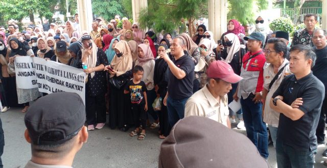 Demo masyarakat Langsa Demo