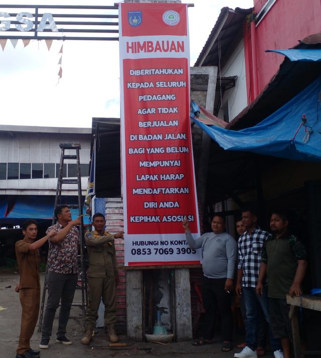 Spanduk himbauan