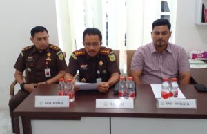 Konferensi pers pengungkapan kasus dugaan korupsi